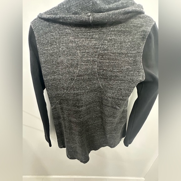 Calvin Klein Charcoal Performance Hoodie Medium - Picture 2 of 5